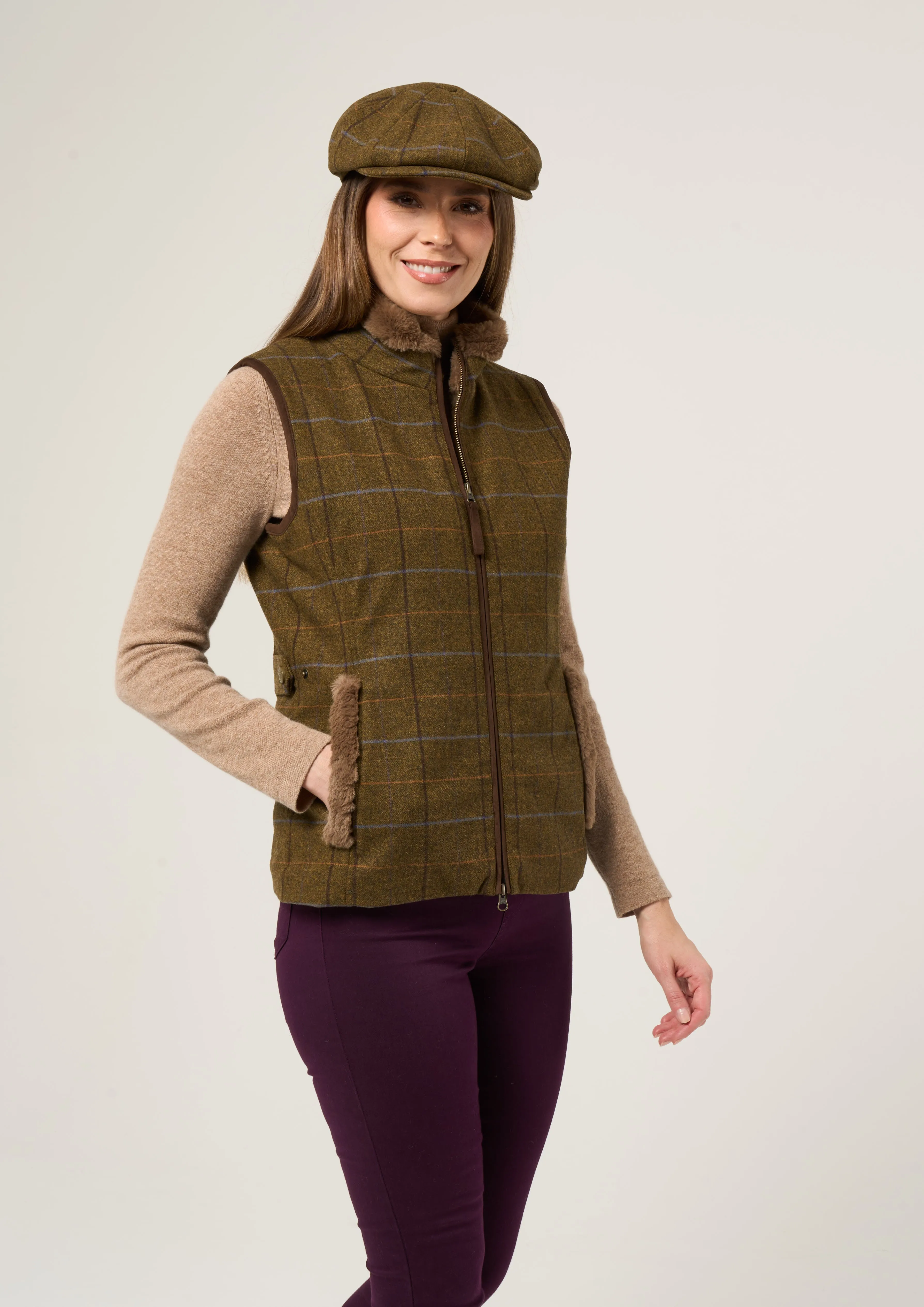 Combrook Ladies Tweed Gilet In Hazel - Regular Fit