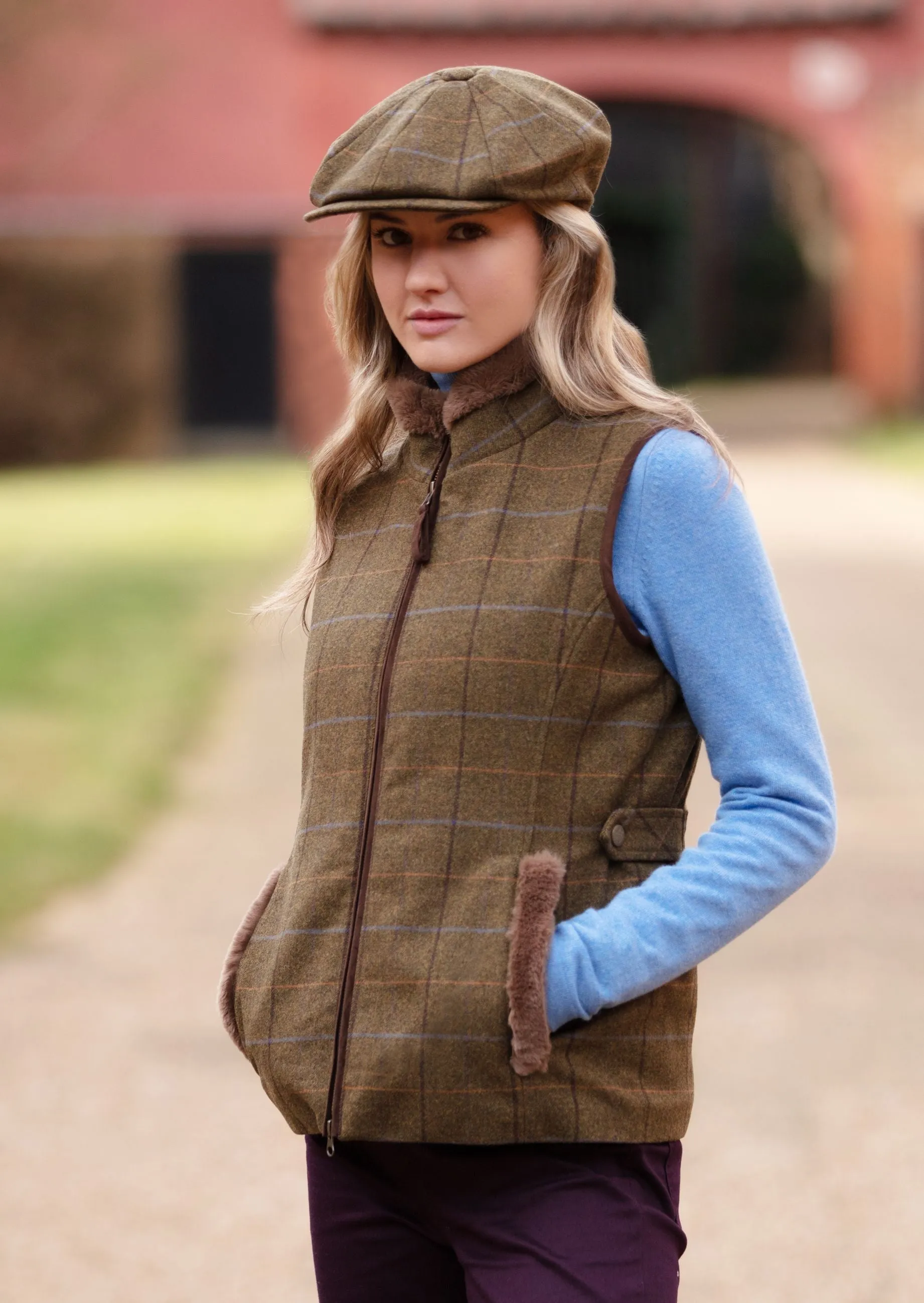 Combrook Ladies Tweed Gilet In Hazel - Regular Fit