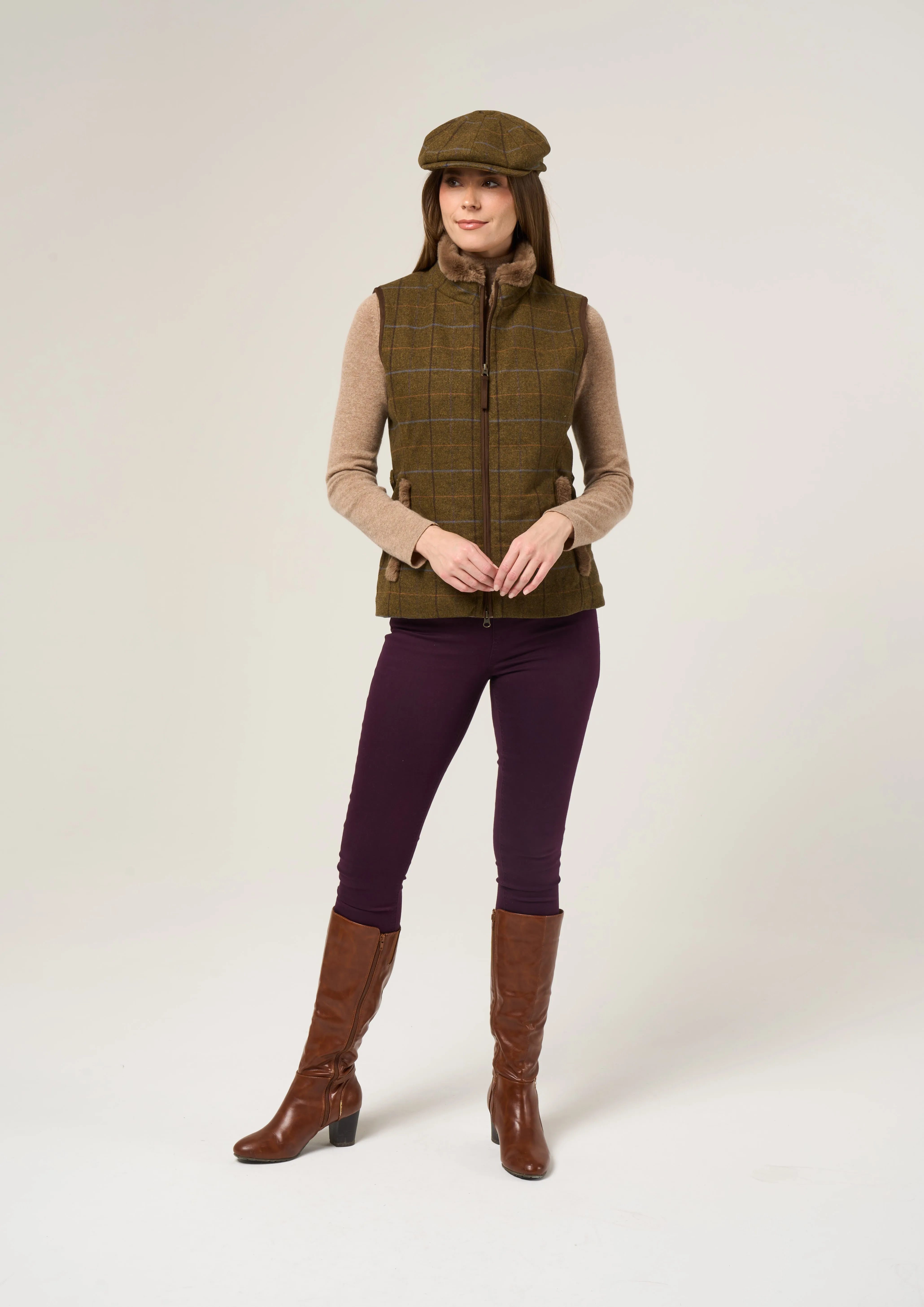 Combrook Ladies Tweed Gilet In Hazel - Regular Fit