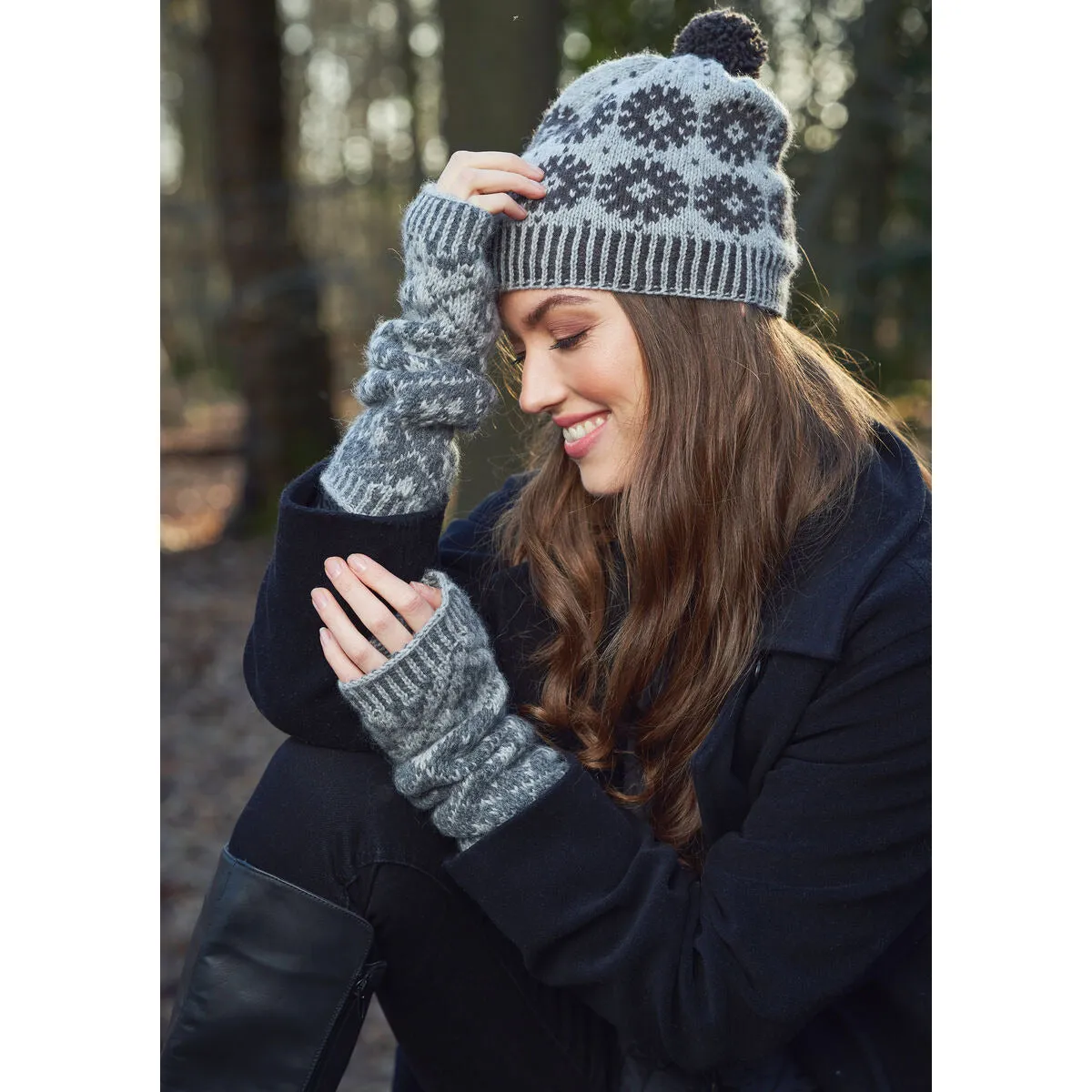 Daystar Hat Pattern from Carousel by Martin Storey