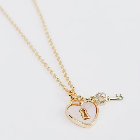 Discreet Day Collar with Heart Lock and Key, 18K Gold. Day Wear Necklace for BDSM submissive or slave