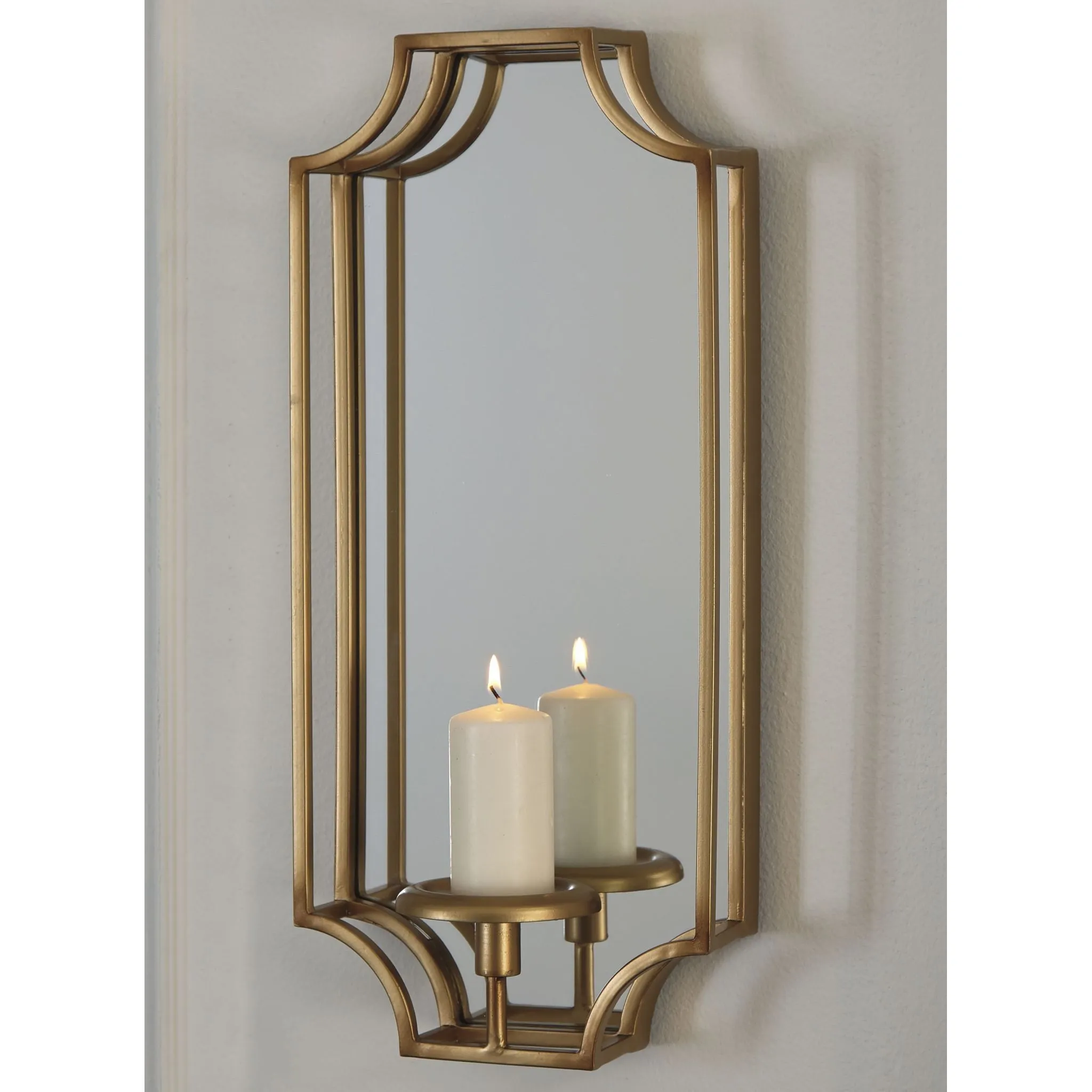 Dumi Wall Sconce