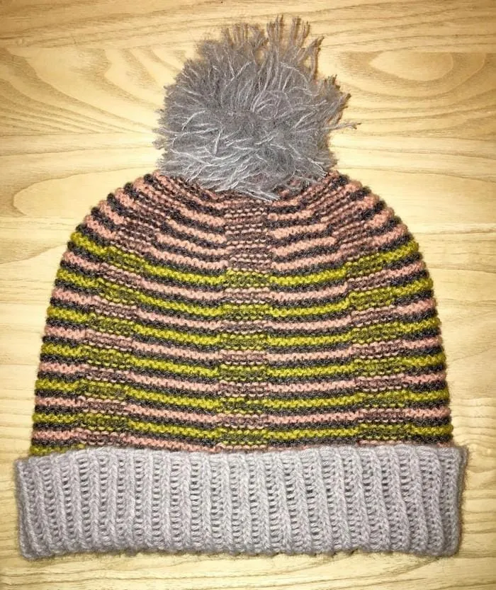 Eza Yarn scraps Hat by Önling, knitting pattern (free)