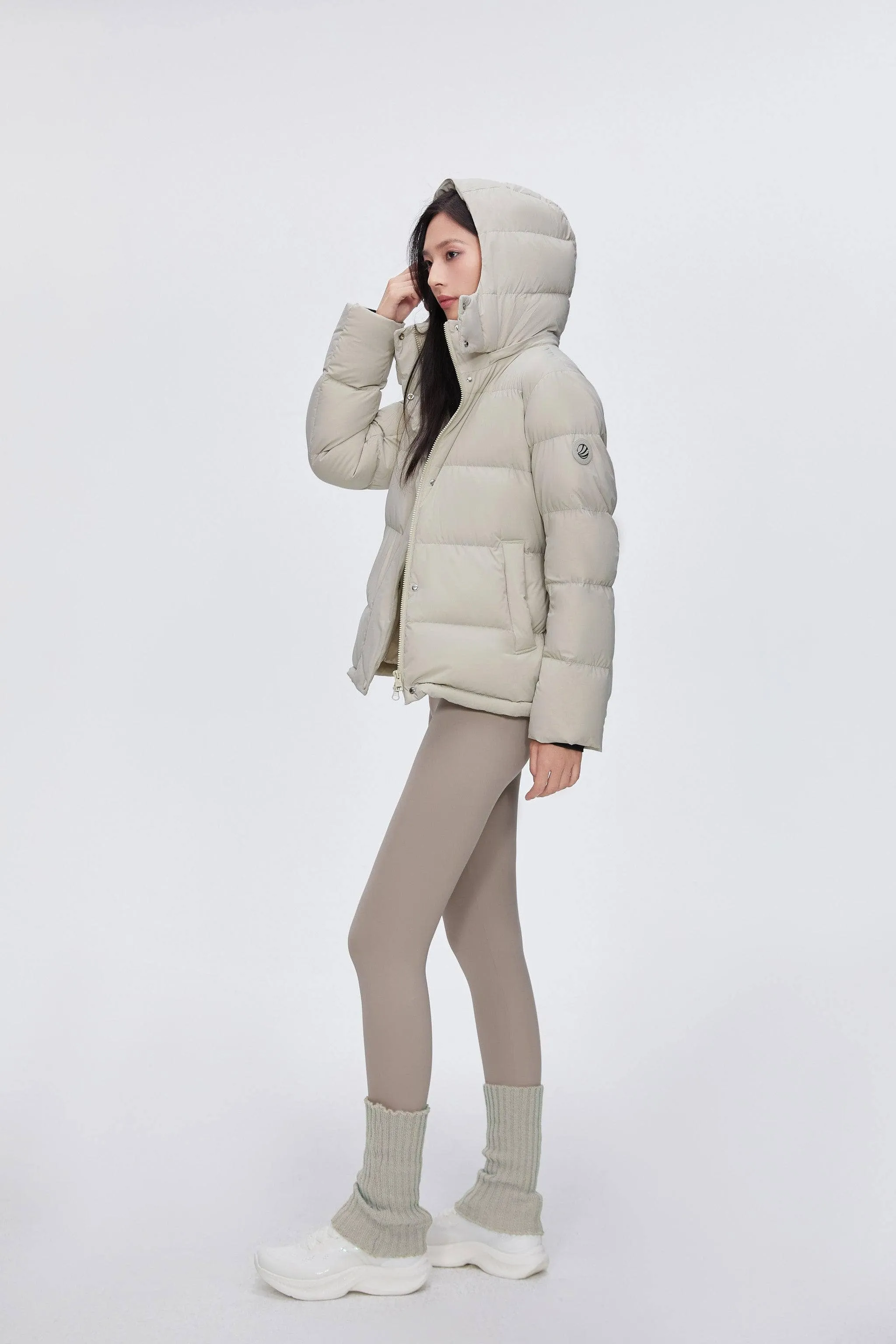 Feel the Cloud women’s down jacket with detachable hood