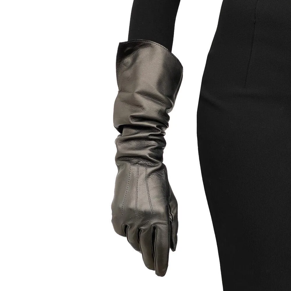 Gwyneth - Women's Silk Lined Leather Button Gloves