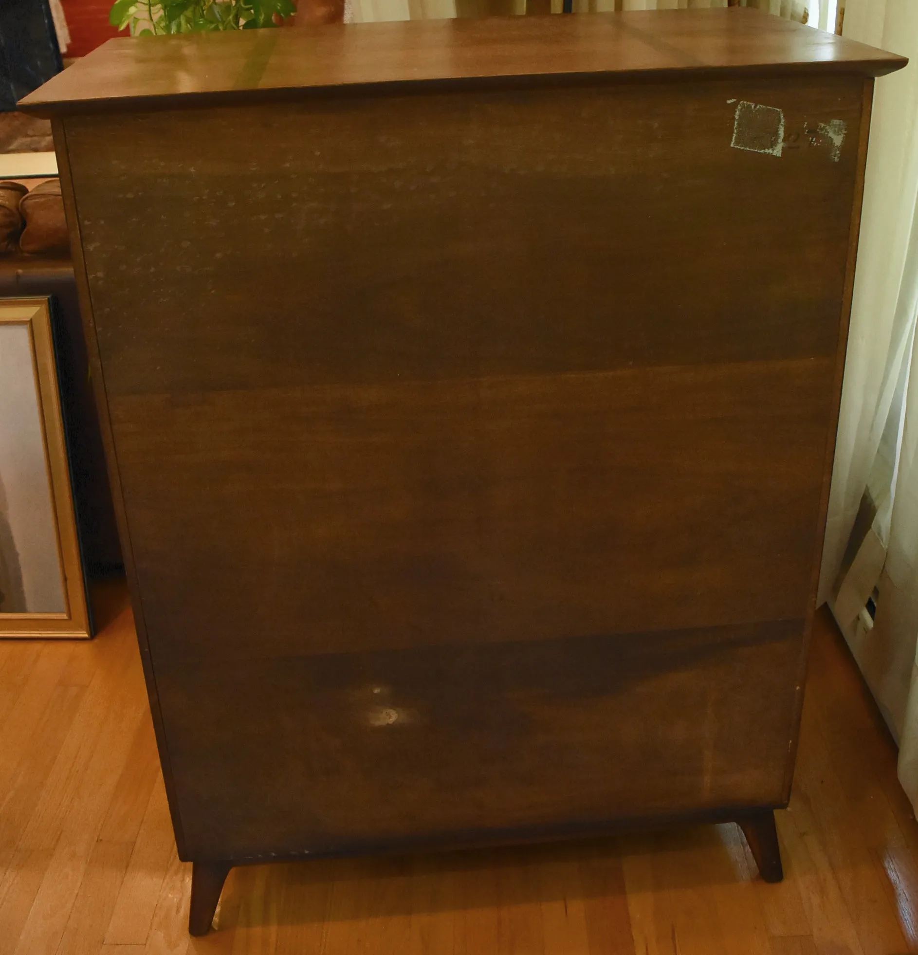 Heritage Henredon - Beautiful Vintage MCM Walnut Chest of Drawers