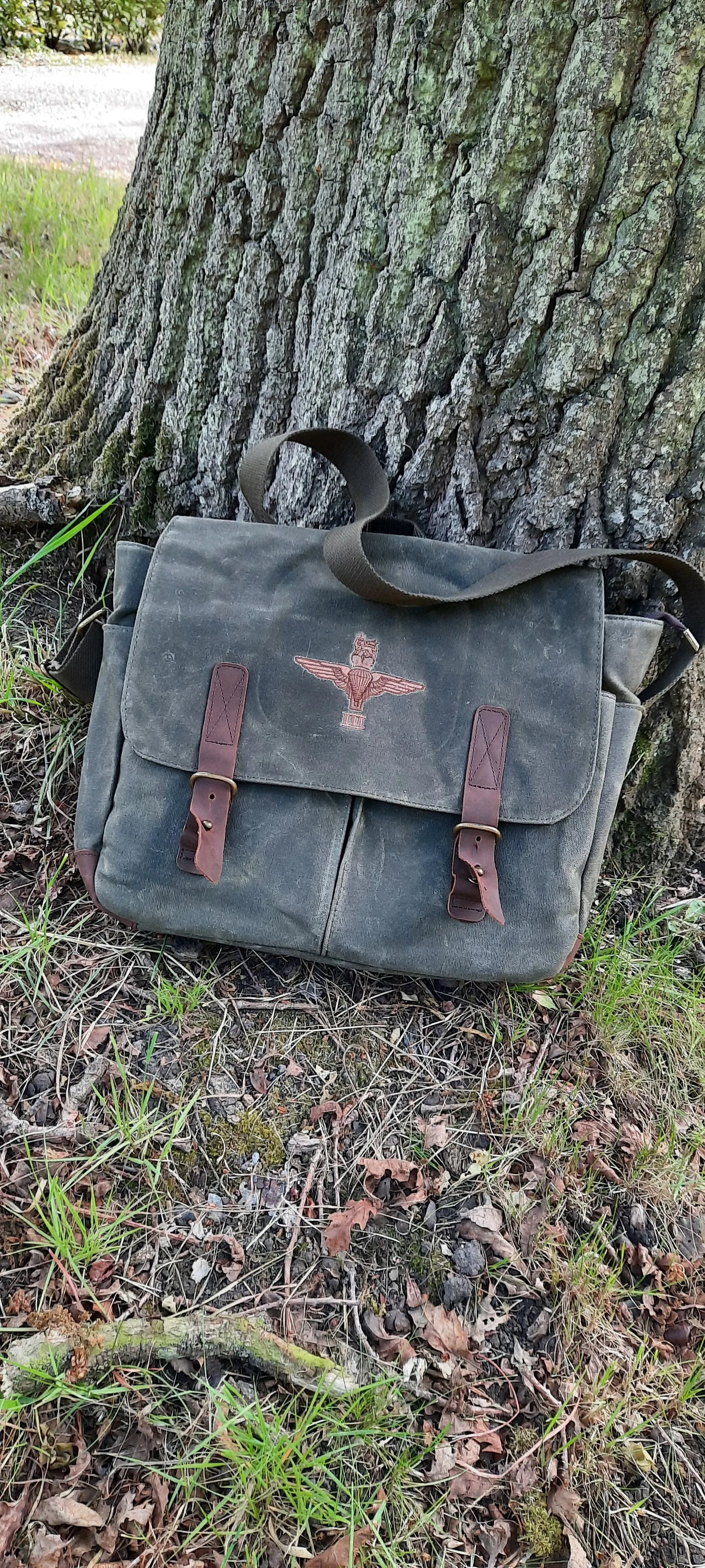 Heritage waxed canvas satchel