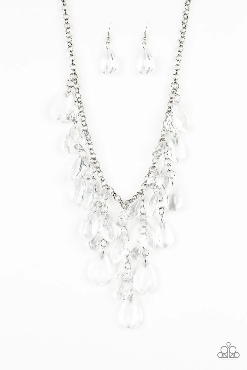 Irresistible Iridescence white necklace - Paparazzi Accessories