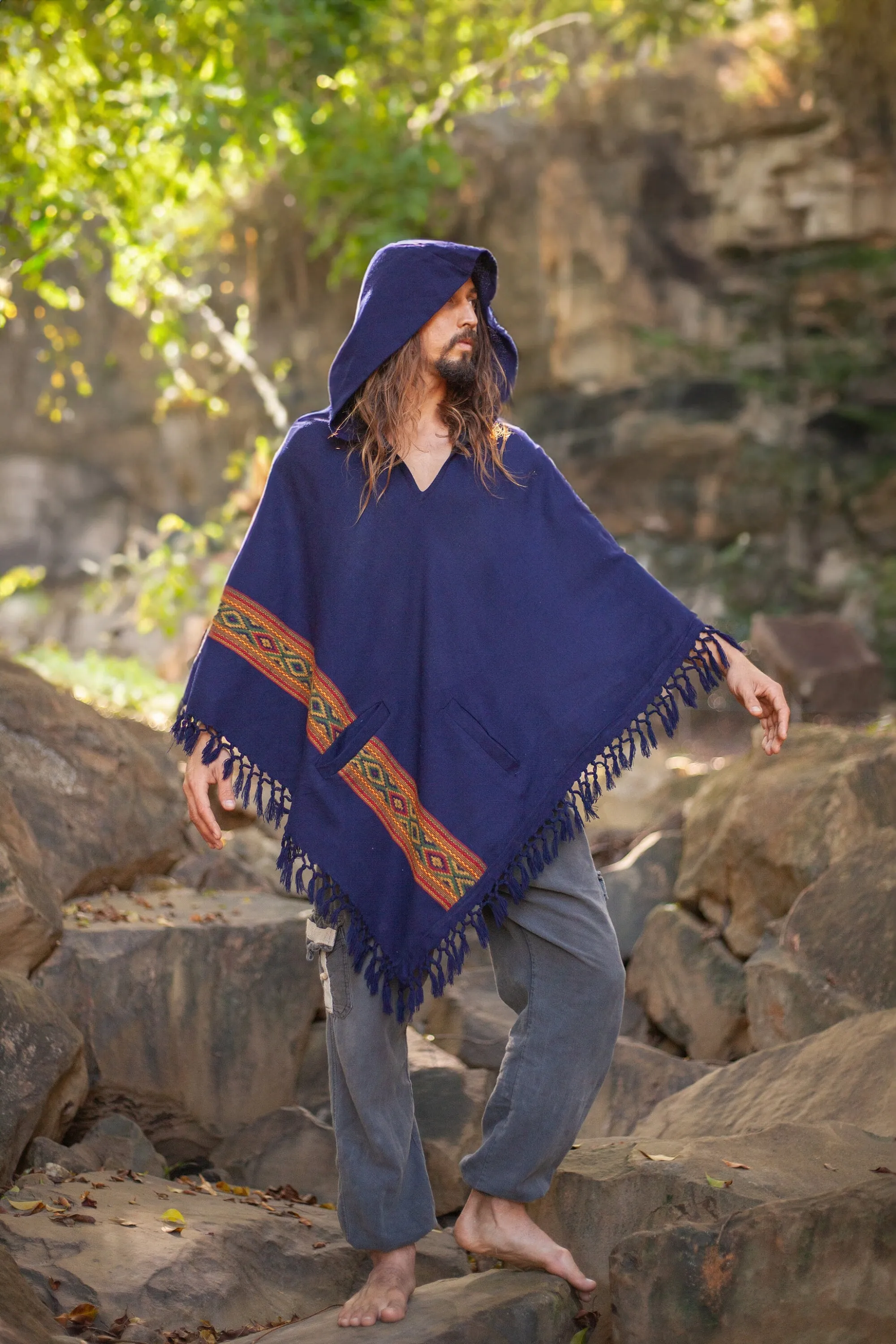 UPEKKHA Mens Hooded Poncho with Hood Indigo Purple Handwoven Pockets Cashmere and Acrylic Wool Tibet Zen Embroidery Primitive Mexican AJJAYA