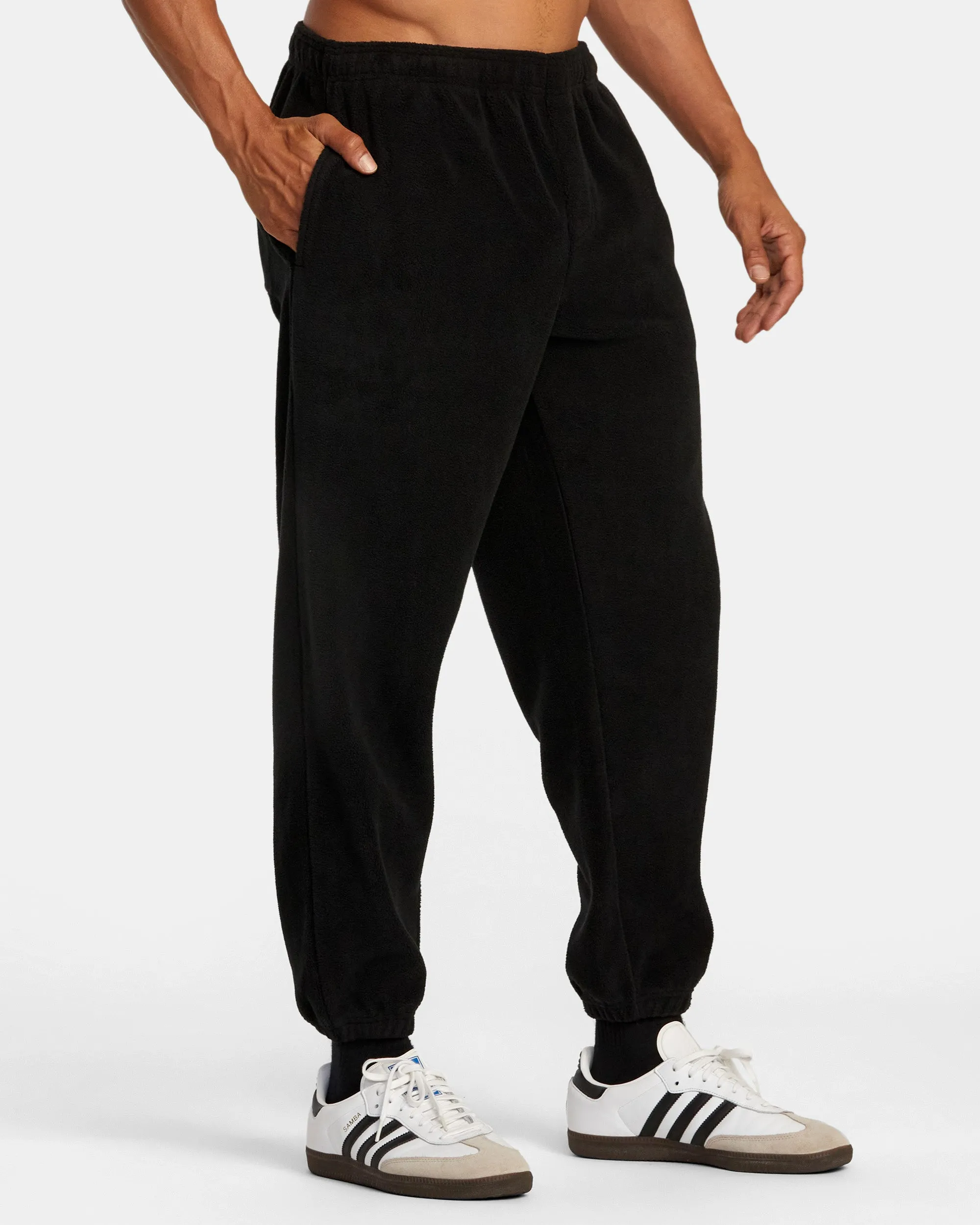 Va Essential Micro Fleece Pant - Black