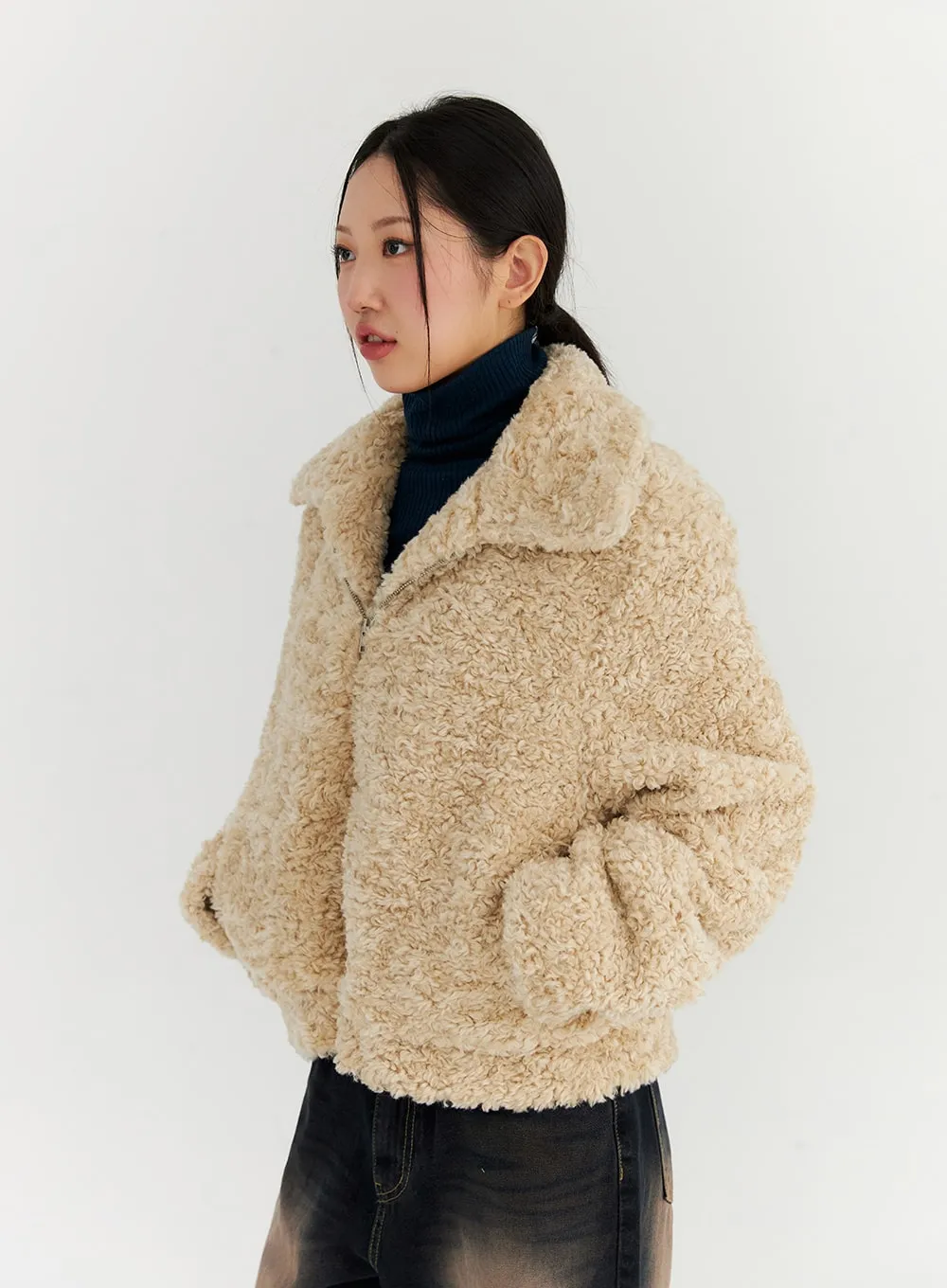 Wide Collar Faux Fur Jacket CN315