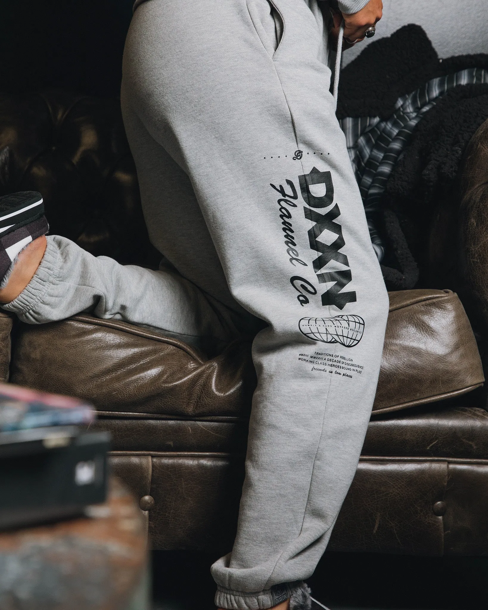 Women's Black Tech Sweatpants - Gray